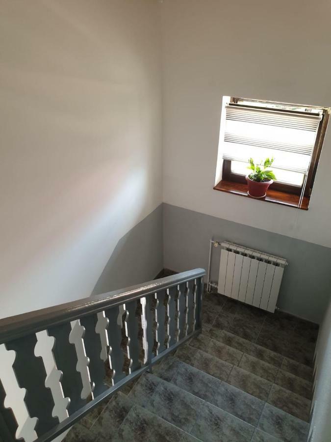 Apartman Laura 스몰리야나크 외부 사진